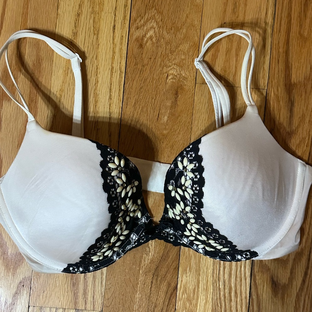 Victoria's Secret Cream and Black Lace Bra